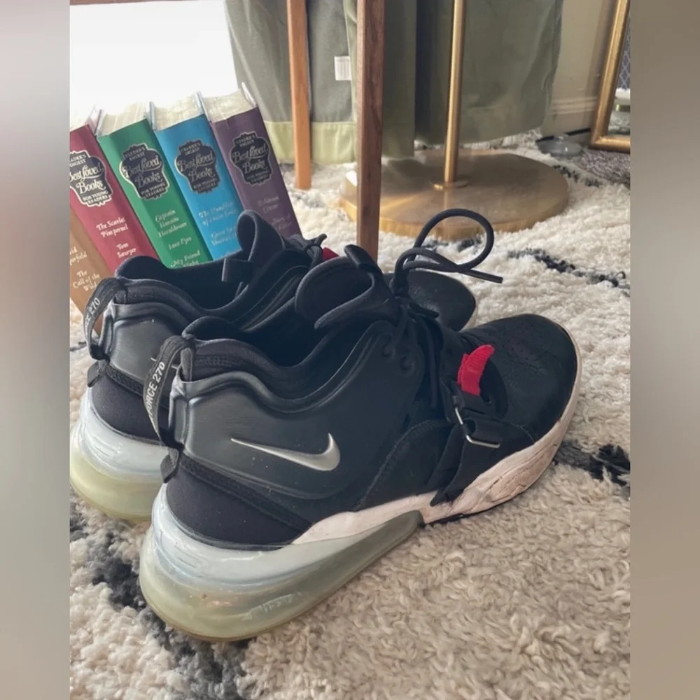 Nike Air Force 270 Sneakers Black and Red with Straps - Mens